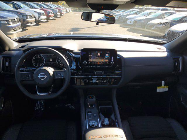 new 2025 Nissan Pathfinder car, priced at $40,620