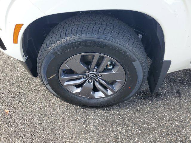 new 2026 Nissan Frontier car, priced at $40,115