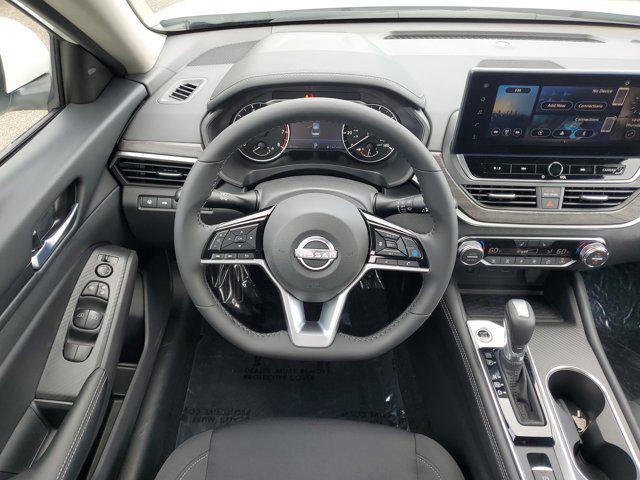 new 2025 Nissan Altima car, priced at $32,305