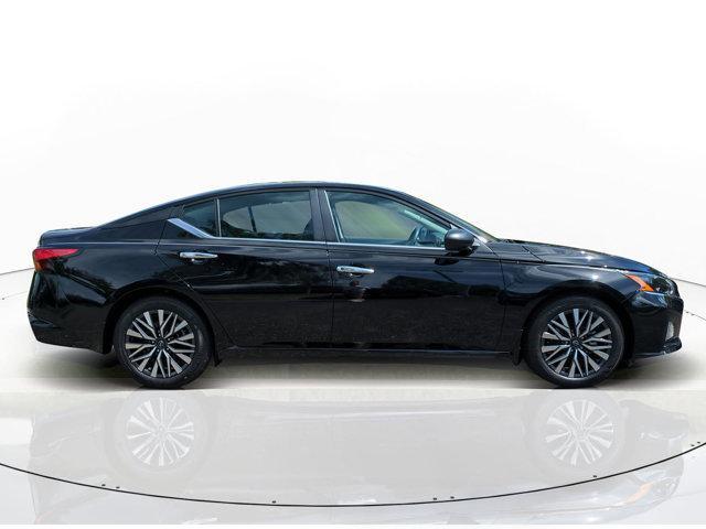 new 2025 Nissan Altima car, priced at $29,465