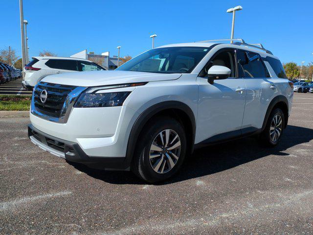 new 2025 Nissan Pathfinder car, priced at $46,125