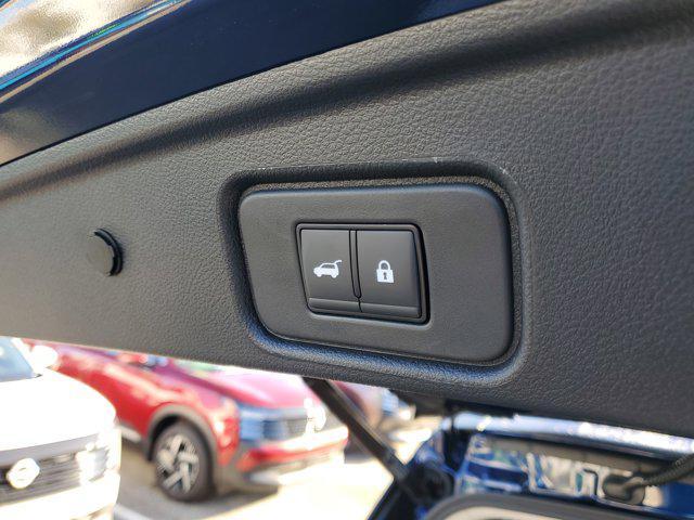 new 2025 Nissan Pathfinder car, priced at $38,590