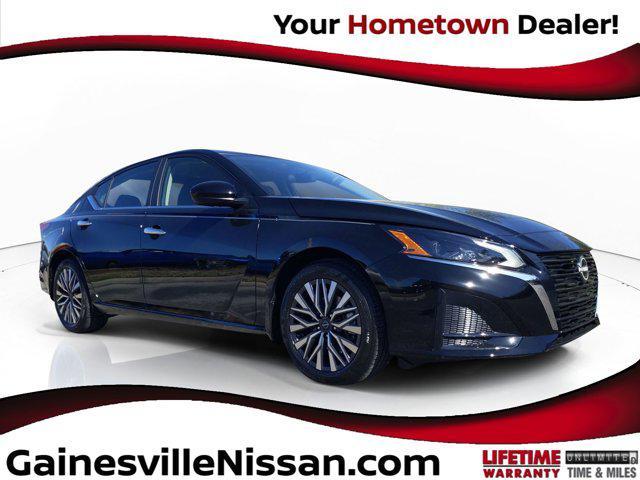 new 2025 Nissan Altima car, priced at $31,960