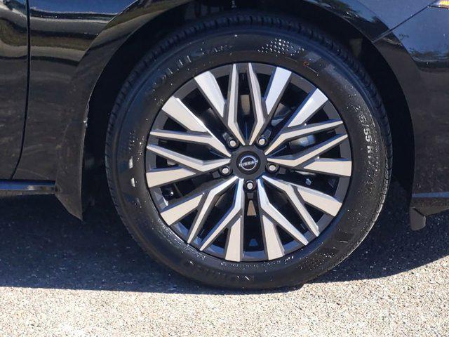 new 2025 Nissan Altima car, priced at $31,960