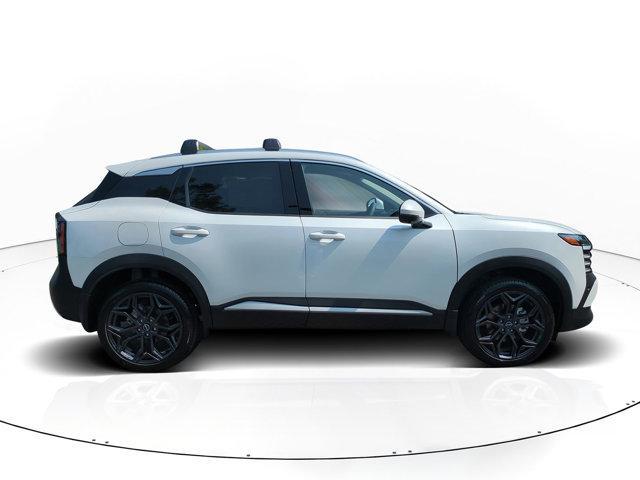 new 2025 Nissan Kicks car, priced at $29,620