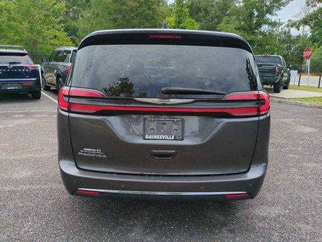 used 2023 Chrysler Pacifica car