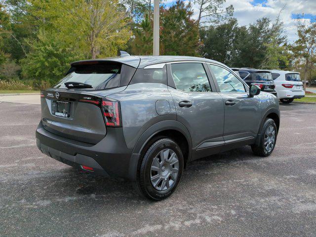 new 2025 Nissan Kicks car, priced at $23,725