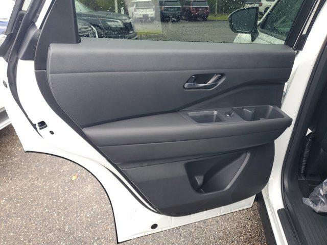 new 2025 Nissan Pathfinder car, priced at $40,120