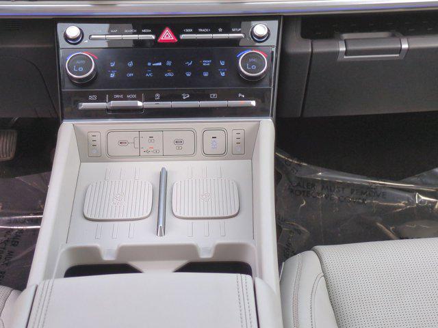 used 2024 Hyundai Santa Fe car, priced at $39,577