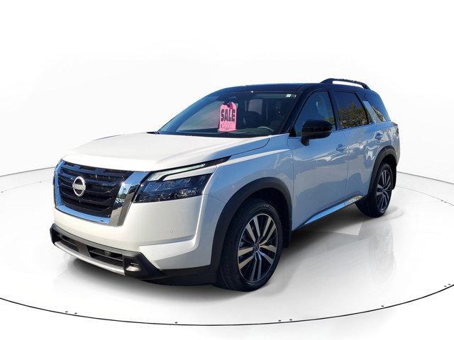 new 2025 Nissan Pathfinder car, priced at $52,175