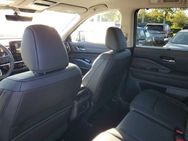 new 2025 Nissan Pathfinder car, priced at $40,590