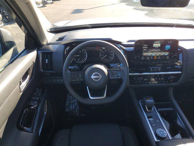 new 2025 Nissan Pathfinder car, priced at $40,590