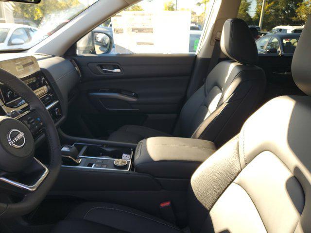 new 2025 Nissan Pathfinder car, priced at $40,590