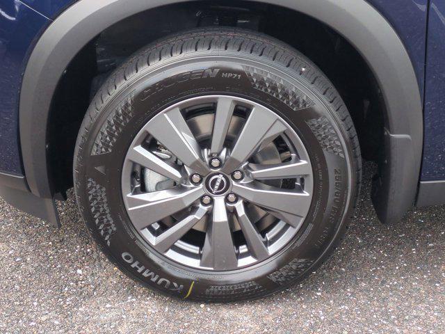 new 2025 Nissan Pathfinder car, priced at $41,775