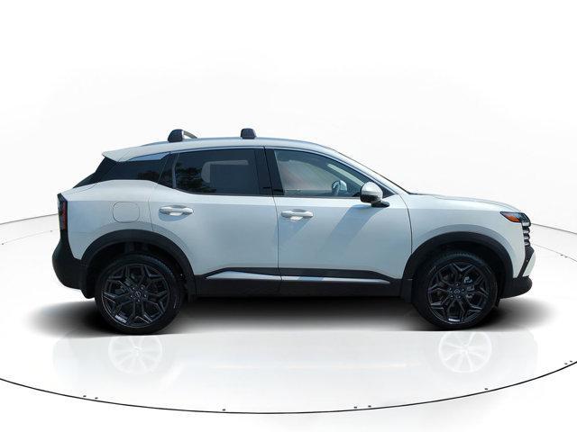 new 2025 Nissan Kicks car, priced at $29,620