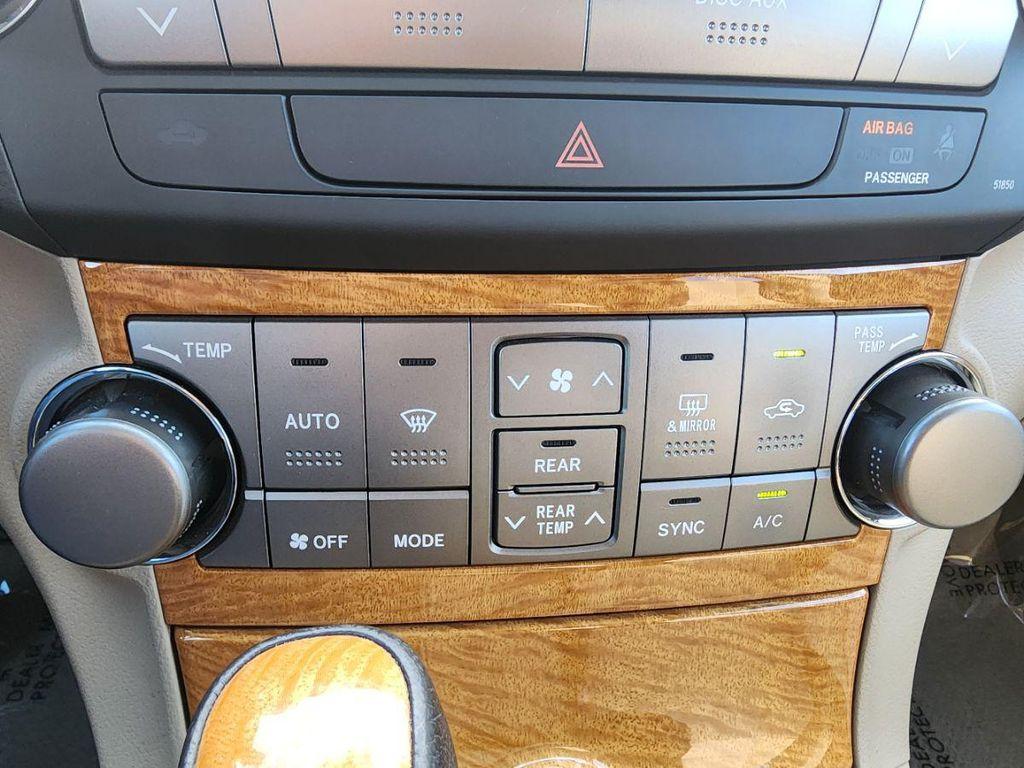 used 2009 Toyota Highlander Hybrid car, priced at $13,995
