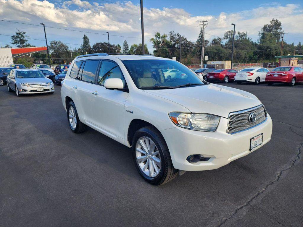 used 2009 Toyota Highlander Hybrid car, priced at $13,995