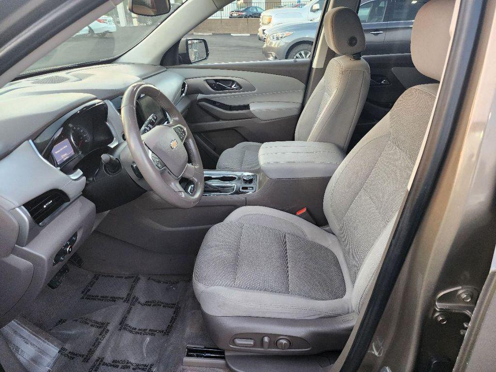 used 2020 Chevrolet Traverse car, priced at $13,995