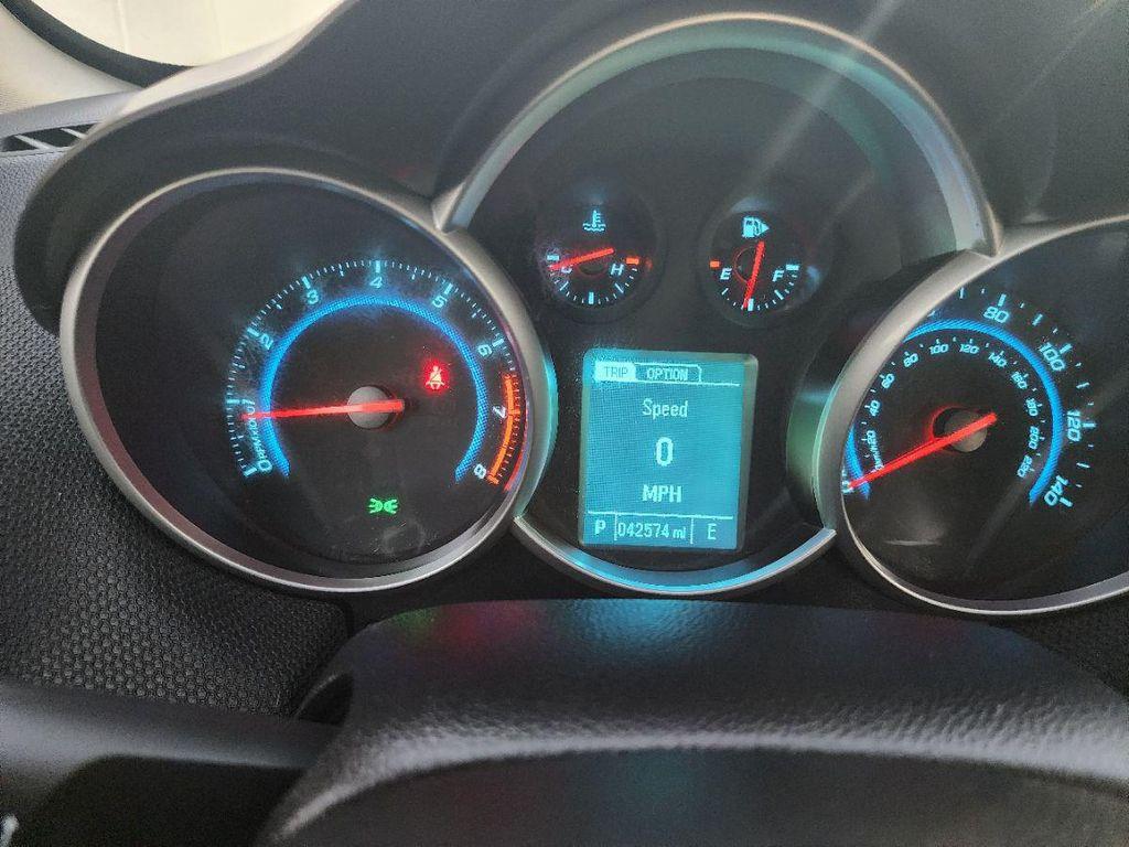 used 2014 Chevrolet Cruze car, priced at $8,995