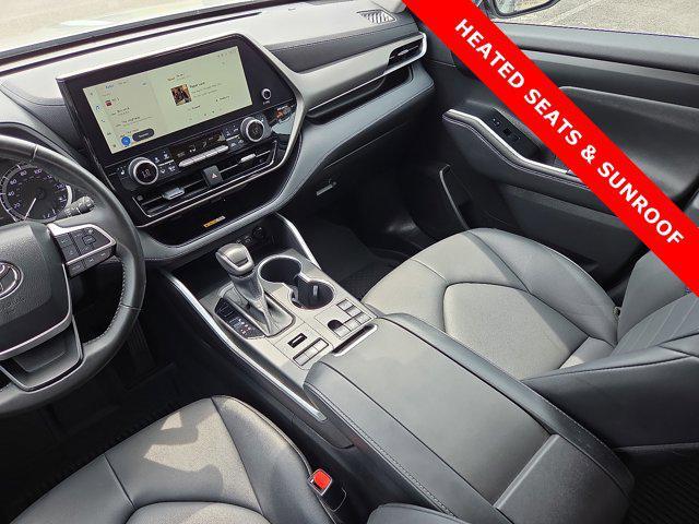 used 2023 Toyota Highlander car, priced at $43,516