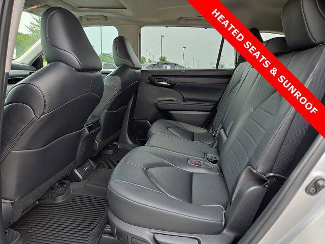used 2023 Toyota Highlander car, priced at $43,516