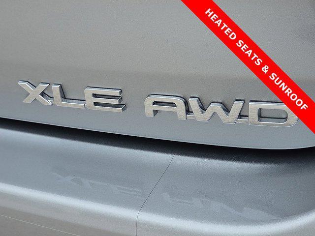 used 2023 Toyota Highlander car, priced at $43,516