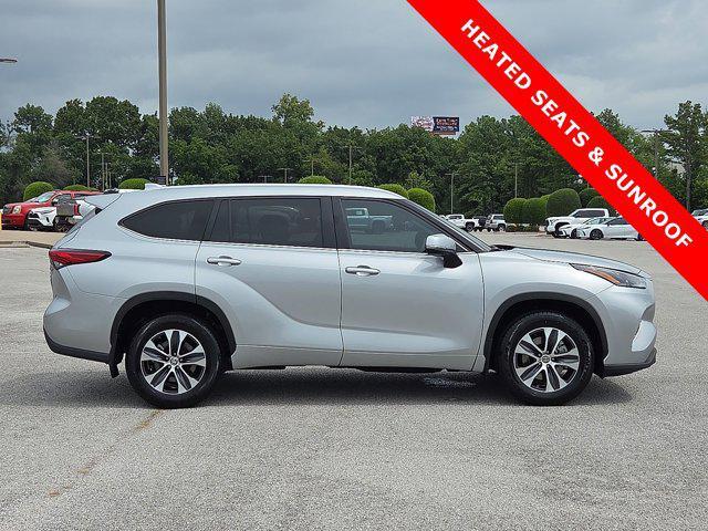 used 2023 Toyota Highlander car, priced at $43,516