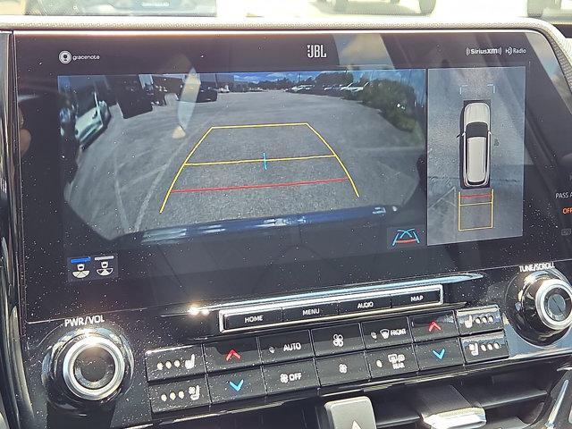 used 2022 Toyota Highlander car, priced at $37,253