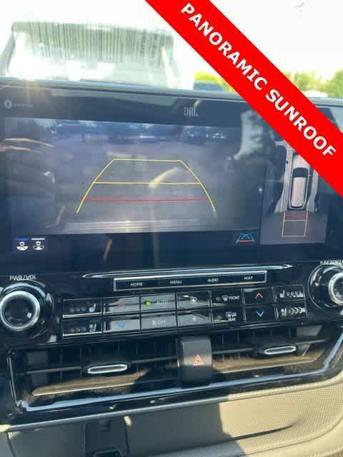 used 2022 Toyota Highlander car, priced at $38,644