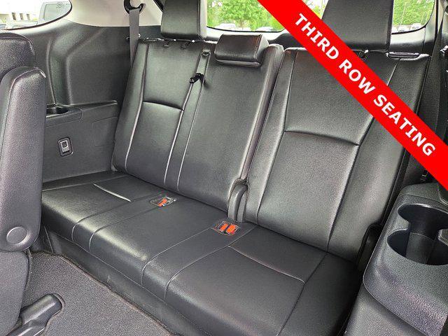 used 2024 Toyota Highlander car, priced at $38,544