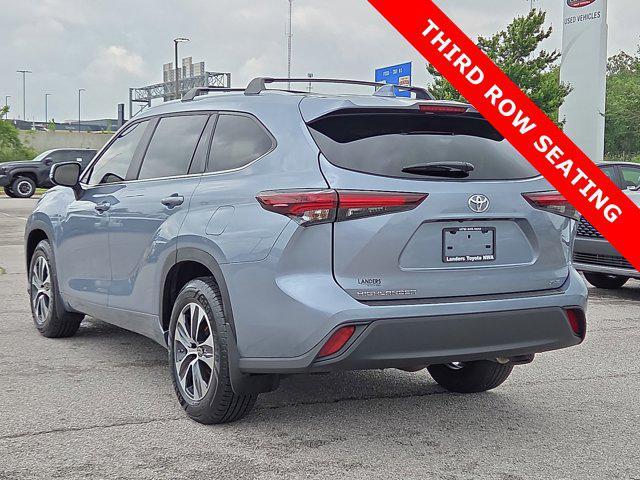 used 2024 Toyota Highlander car, priced at $38,544