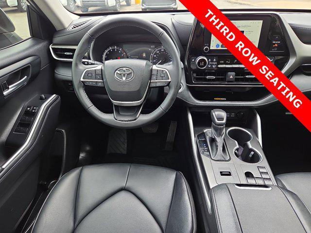 used 2024 Toyota Highlander car, priced at $38,544