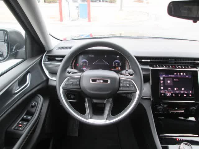 used 2023 Jeep Grand Cherokee car, priced at $31,320