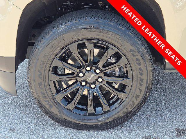 used 2022 GMC Canyon car, priced at $35,913