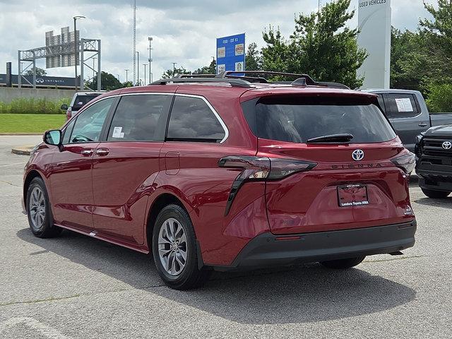 used 2024 Toyota Sienna car, priced at $44,512