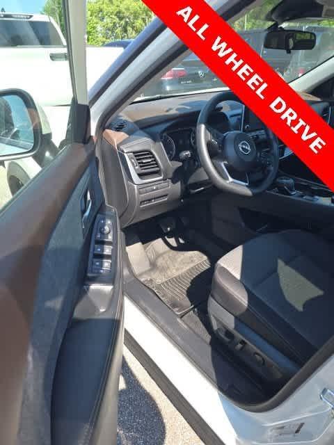 used 2023 Nissan Rogue car, priced at $27,899