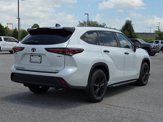 new 2025 Toyota Highlander Hybrid car, priced at $53,597