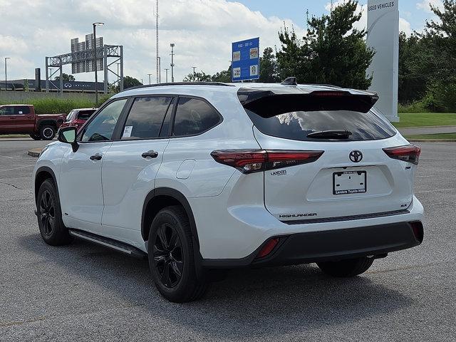 new 2025 Toyota Highlander Hybrid car, priced at $53,597