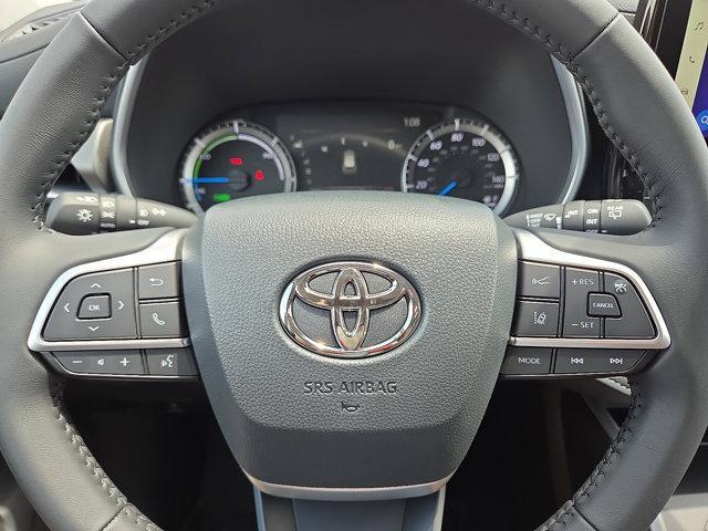 new 2025 Toyota Highlander Hybrid car, priced at $53,597