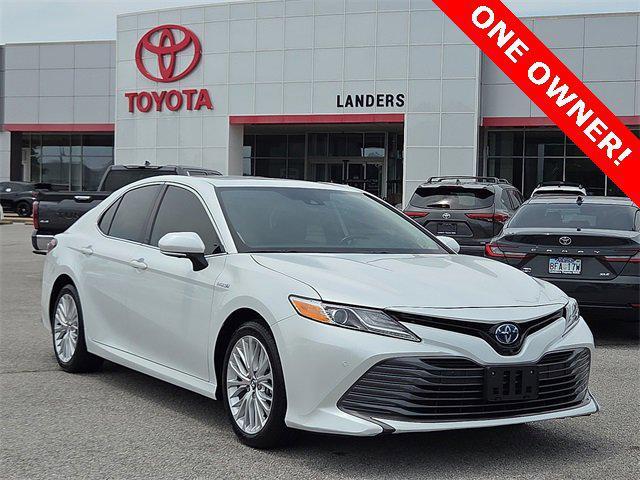 used 2020 Toyota Camry Hybrid car, priced at $24,511