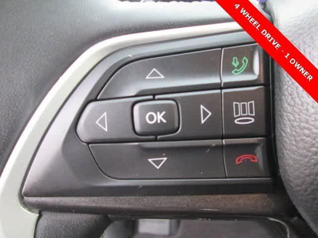 used 2023 Jeep Grand Cherokee car, priced at $33,900