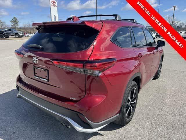 used 2022 Toyota Highlander car, priced at $35,438