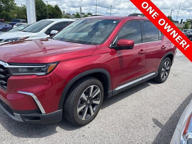 used 2025 Honda Pilot car, priced at $45,933