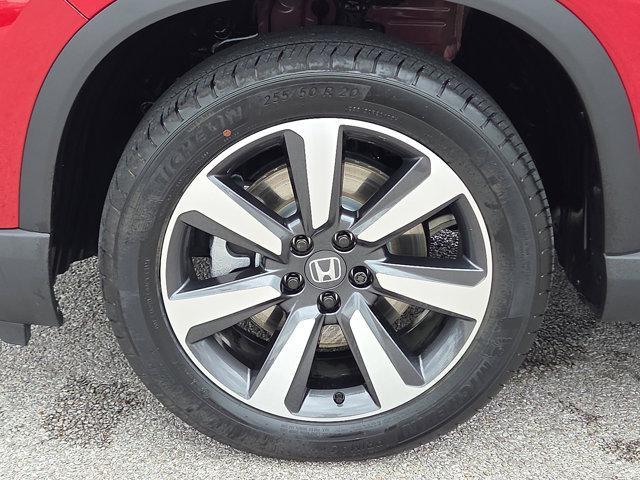 used 2025 Honda Pilot car, priced at $45,933