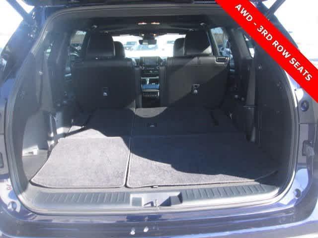 used 2021 Toyota Highlander car, priced at $35,877