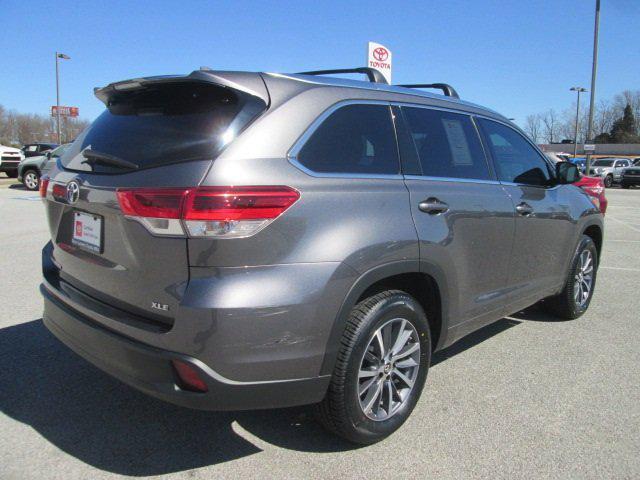 used 2018 Toyota Highlander car, priced at $21,800