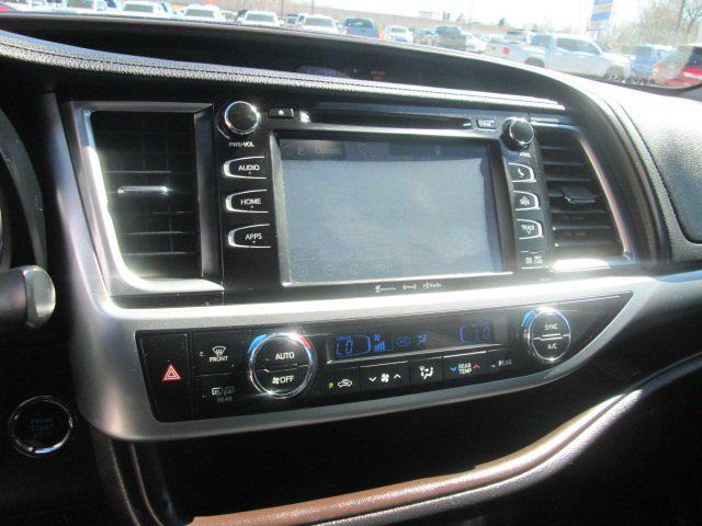 used 2018 Toyota Highlander car, priced at $21,800