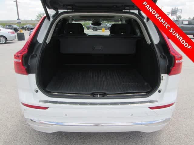 used 2022 Volvo XC60 car, priced at $41,000