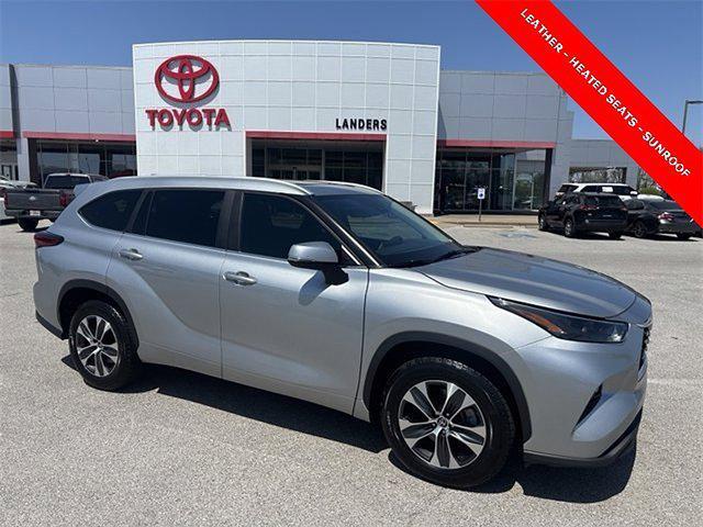 used 2023 Toyota Highlander car, priced at $36,947