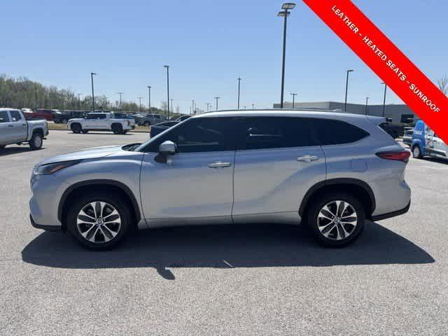 used 2023 Toyota Highlander car, priced at $38,865